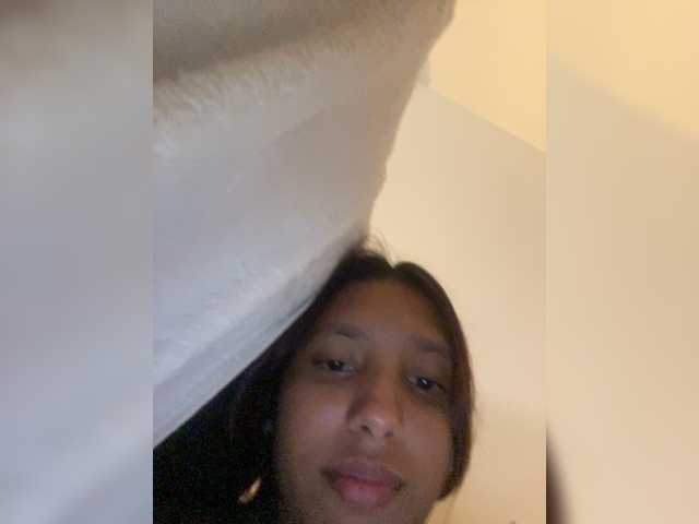 Alisson-Grey live cam on BongaCams