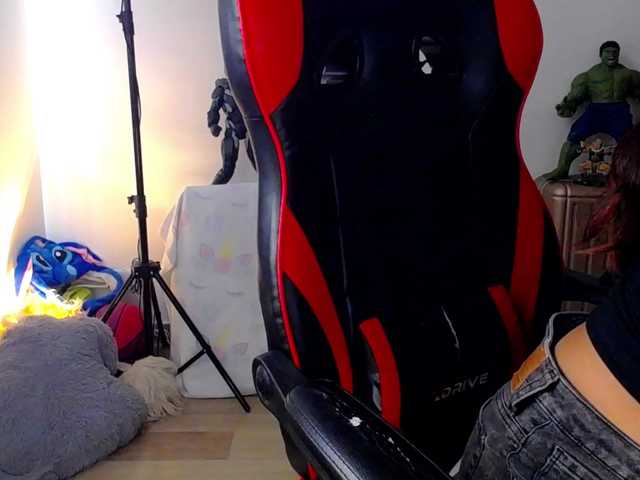 Alisson-Grey live cam on BongaCams