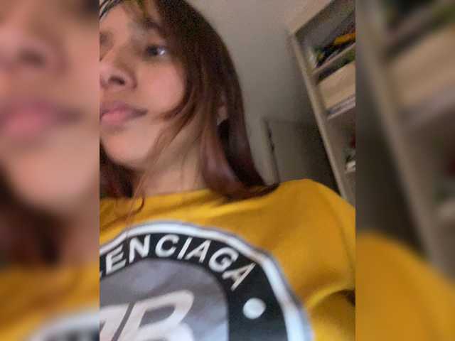 Alisson-Grey live cam on BongaCams