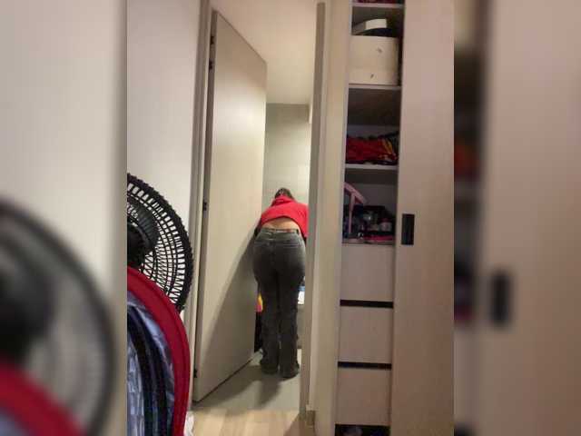 Alisson-Grey live cam on BongaCams