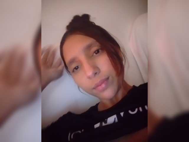 Alisson-Grey live cam on BongaCams