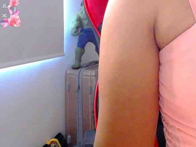 Alisson-Grey webcam