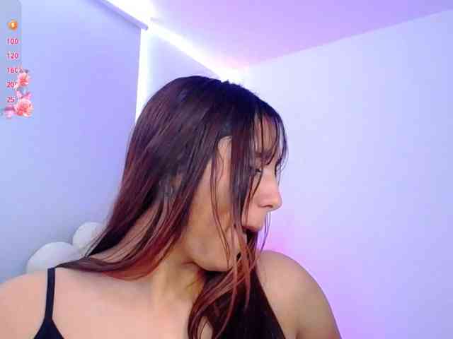 Alisson-Grey webcam