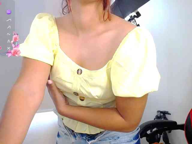 Alisson-Grey webcam