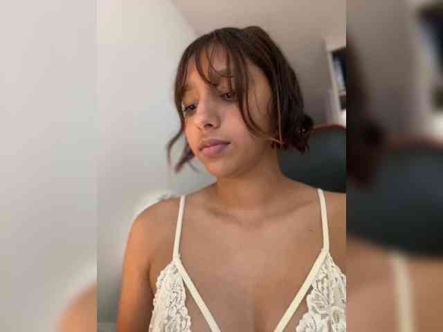 Modèle: Alisson-Grey