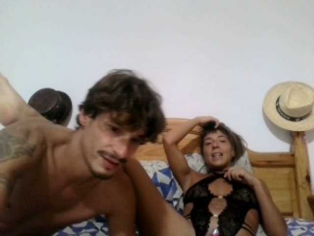 Minippels69 live cam on BongaCams