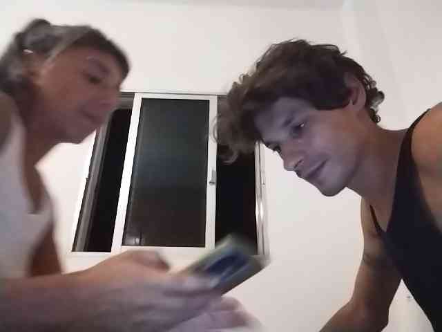 Modella: ltalianSexyCouple