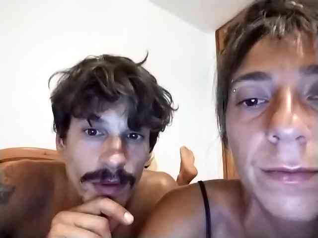 Modella: ltalianSexyCouple