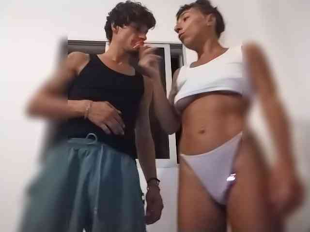 Modella: ltalianSexyCouple