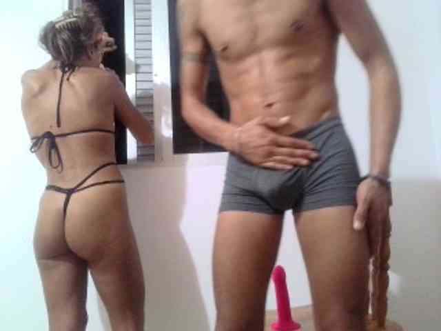 Modella: ltalianSexyCouple