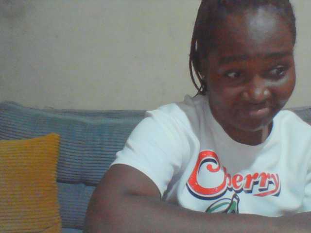 Curveydoll live cam on BongaCams