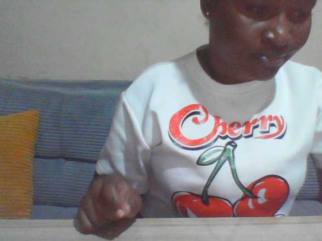 Curveydoll live cam on BongaCams