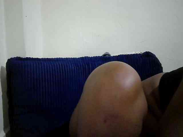 Curveydoll webcam