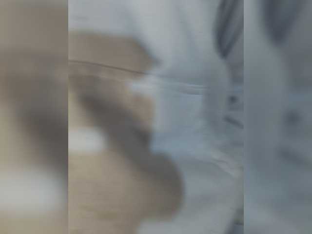 Alissoncollins — live female cam