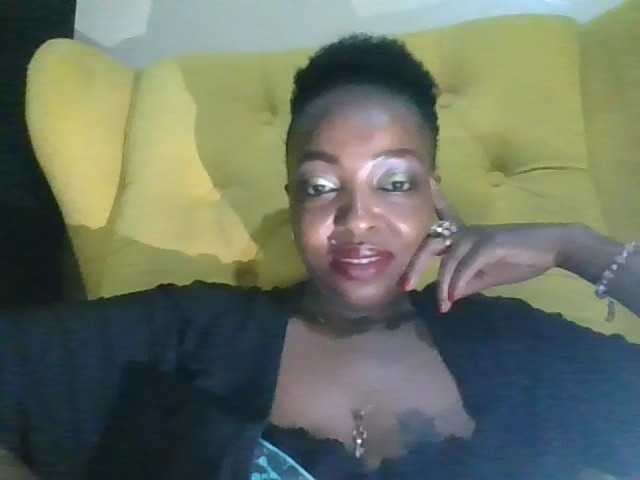 candy2002 live cam on BongaCams