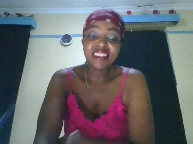 candy2002 live cam on BongaCams