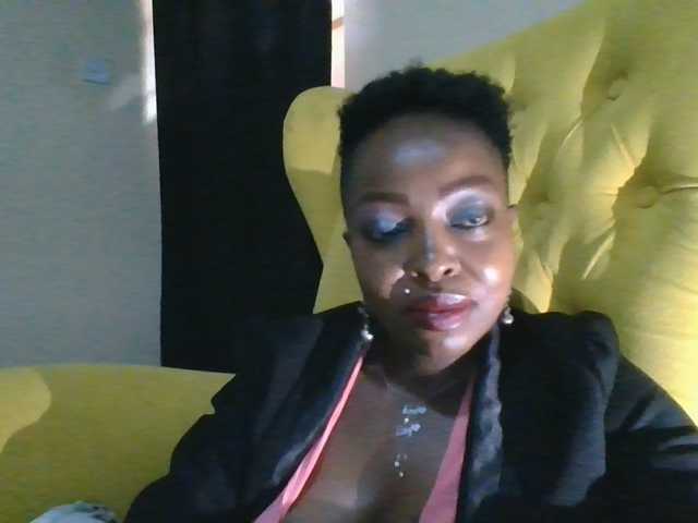 candy2002 live cam on BongaCams