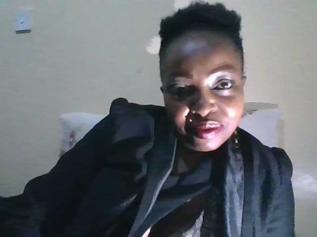 candy2002 live cam on BongaCams