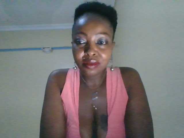 candy2002 live cam on BongaCams