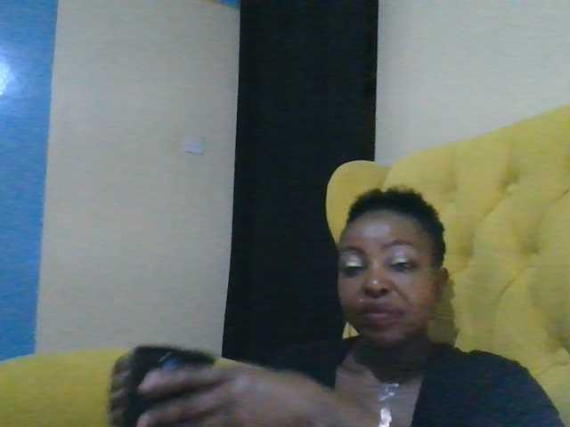 candy2002 live cam on BongaCams