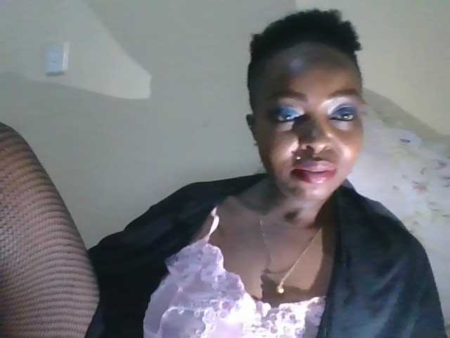 candy2002, en directo ahora en BongaCams