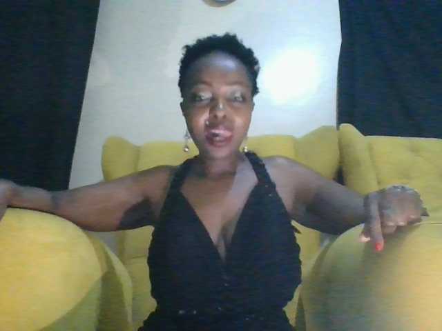 candy2002 live cam on BongaCams