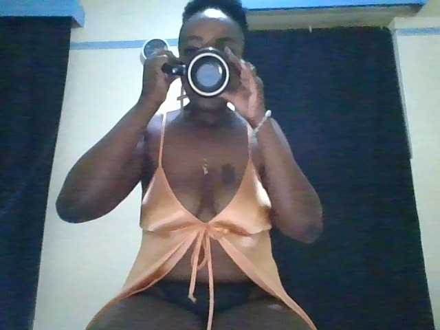 candy2002 live cam on BongaCams