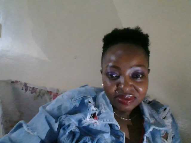 candy2002 live cam on BongaCams