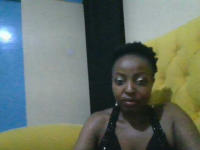 candy2002 live cam on BongaCams