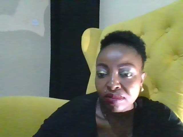 candy2002 live cam on BongaCams