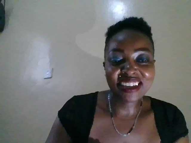 candy2002 live cam on BongaCams