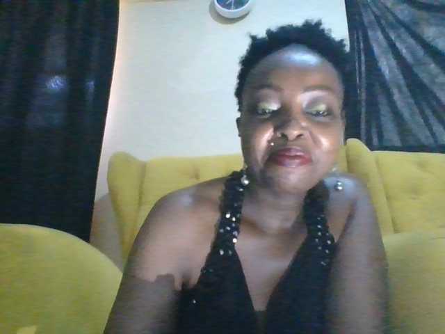 candy2002 live cam on BongaCams