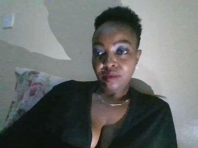 candy2002 live cam on BongaCams