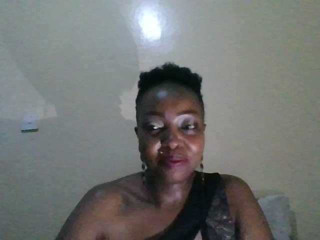 candy2002 live cam on BongaCams