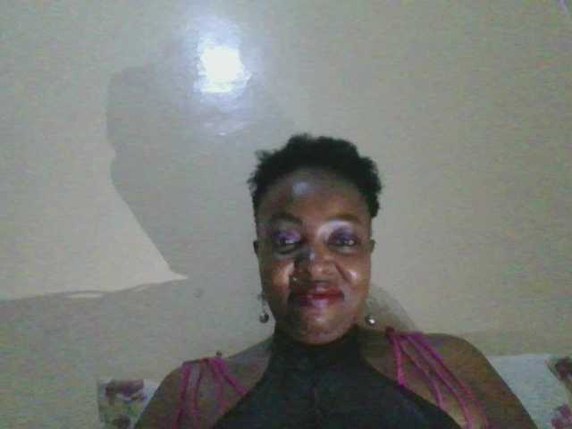 candy2002 live cam on BongaCams