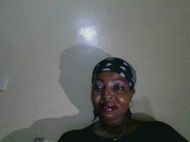 candy2002 live cam on BongaCams