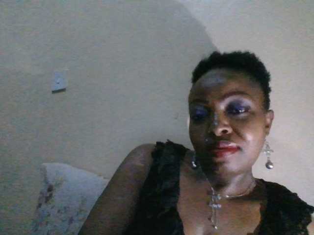 candy2002 live cam on BongaCams