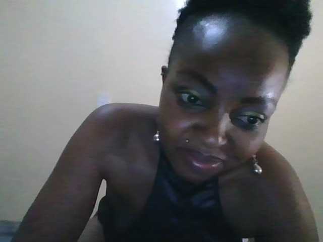 candy2002, en vivo ahora en BongaCams