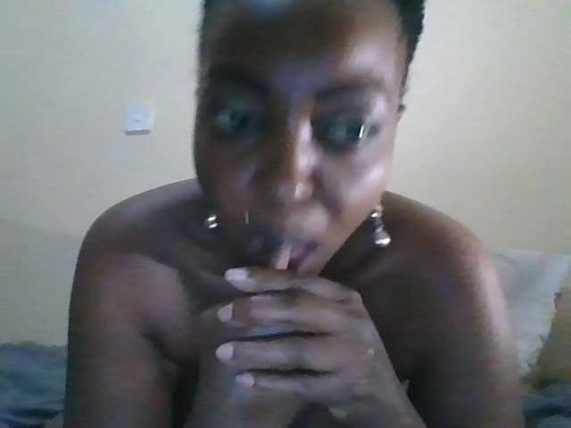candy2002 live cam on BongaCams