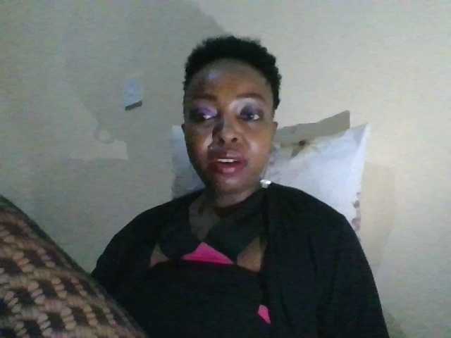 candy2002 live cam on BongaCams