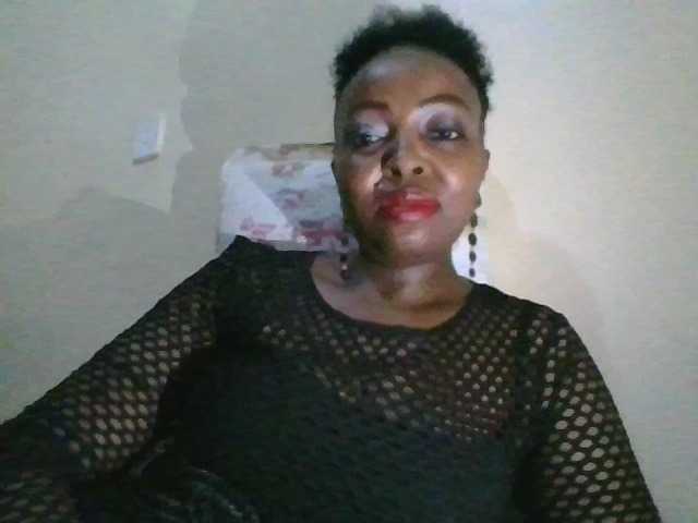 candy2002 live cam on BongaCams