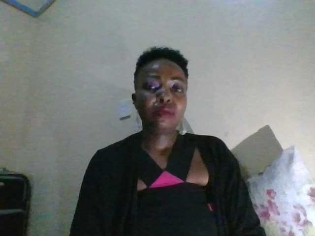 candy2002 live cam on BongaCams