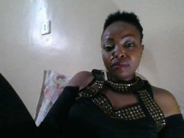 candy2002 live cam on BongaCams