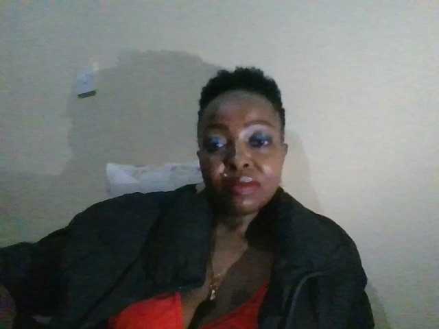 candy2002 live cam on BongaCams