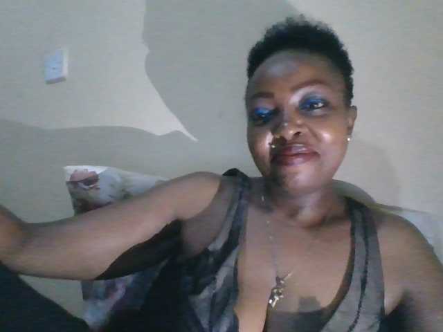 candy2002 live cam on BongaCams