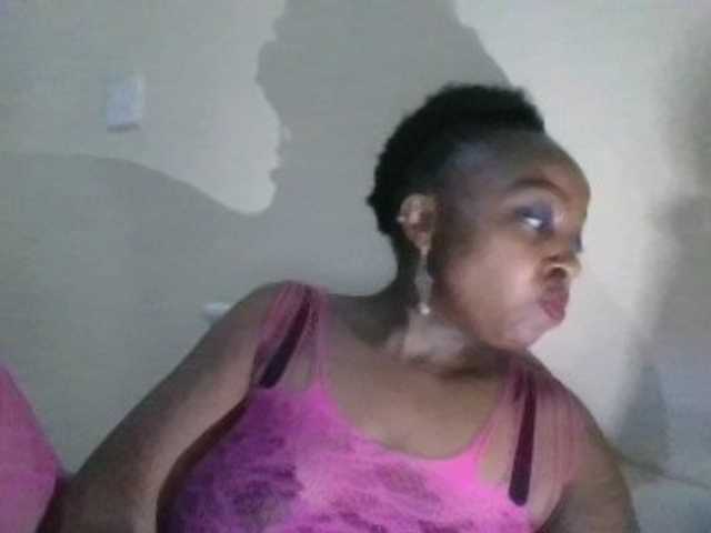 candy2002 live cam on BongaCams