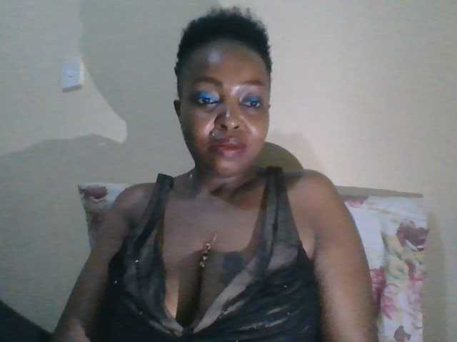 candy2002 live cam on BongaCams