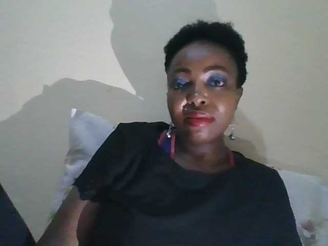 candy2002 live cam on BongaCams
