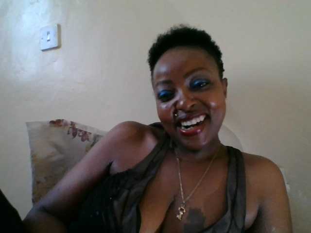 candy2002 live cam on BongaCams