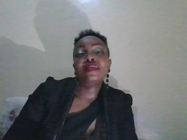 candy2002 live cam on BongaCams